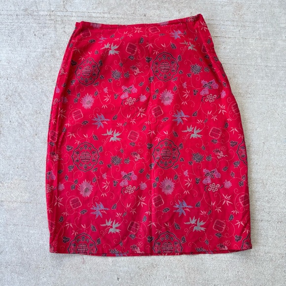 Vintage 24/7 365 Red Asian Floral Pattern Cotton Mini Skirt USA Size XS 26" - Picture 2 of 3